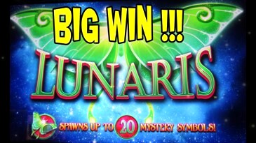 Lunaris Slot Machine